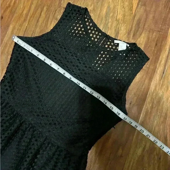 H&M Woman’s Size Sleeveless Black Dress With Beautiful Peekaboo Details - Picture 3 of 7